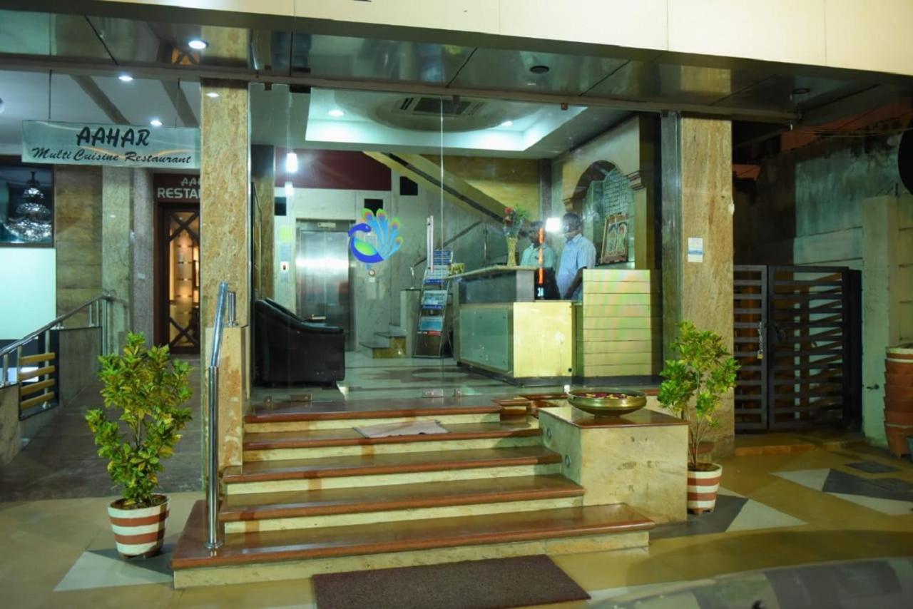 Hôtel Chendhoor Residency à Tiruchirappalli Extérieur photo